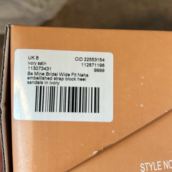 Be Mine | Ivory Satin Bridal Wide Fit Heel - Picture 3 of 3